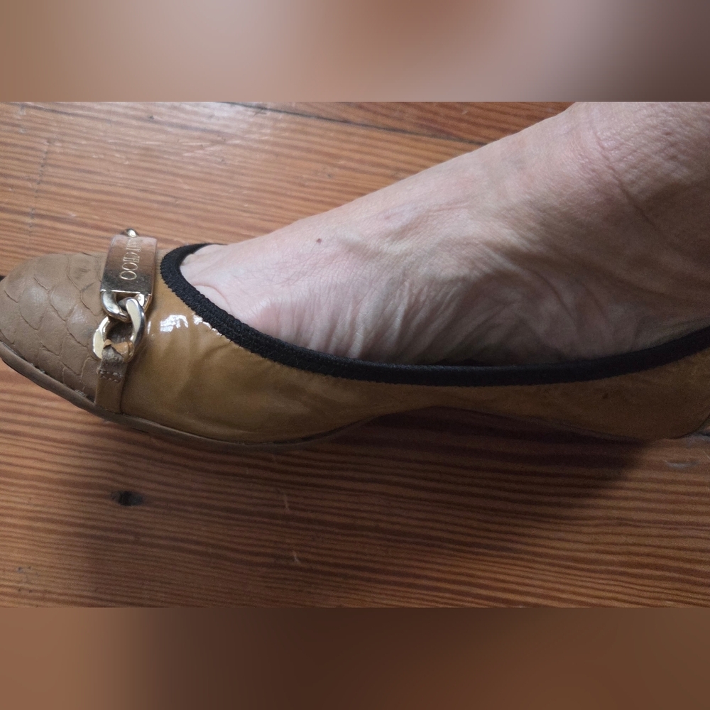 Jimmy Choo Ballet Flats Patent Leather Embossed Tan Gold Hardware Loafers 38 (8) - Picture 11 of 11